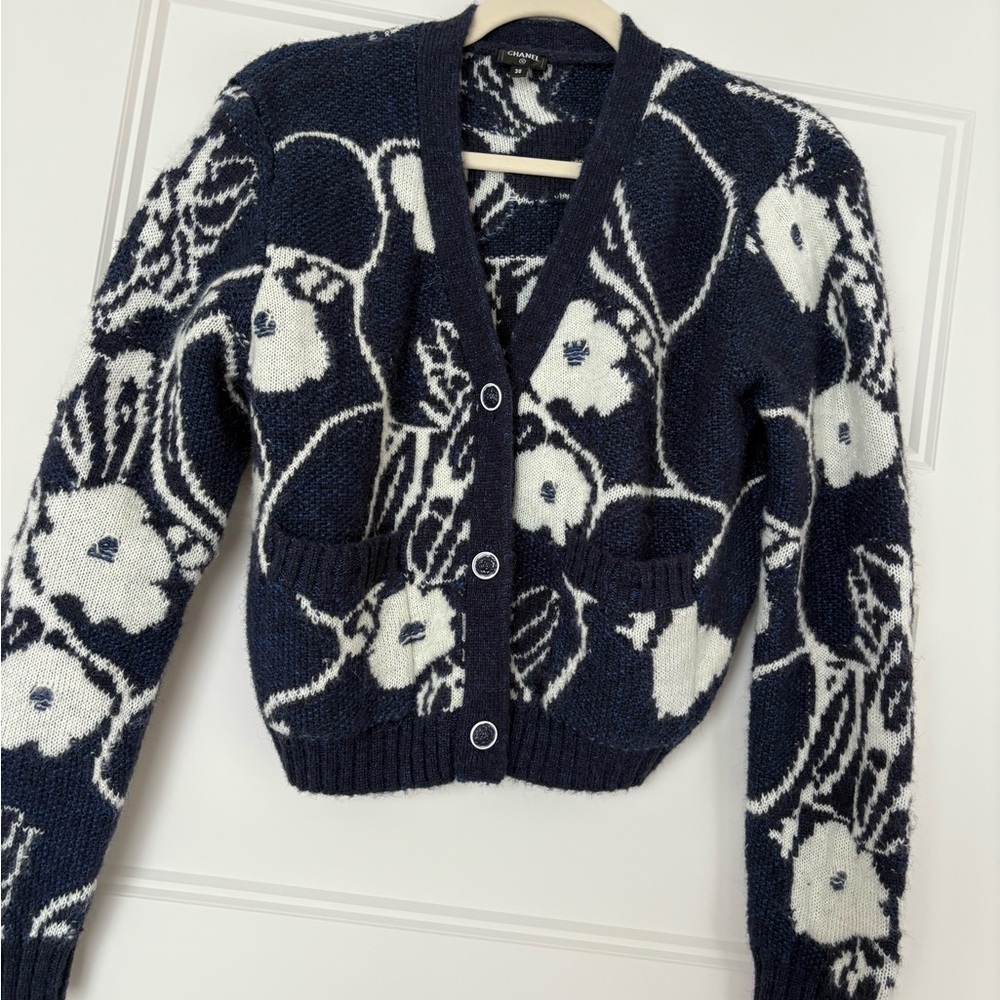 CHANEL Navy and White Floral Knit Cardigan